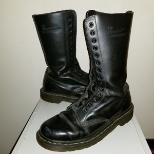 Dr Martens 1914 boots - in need of love
